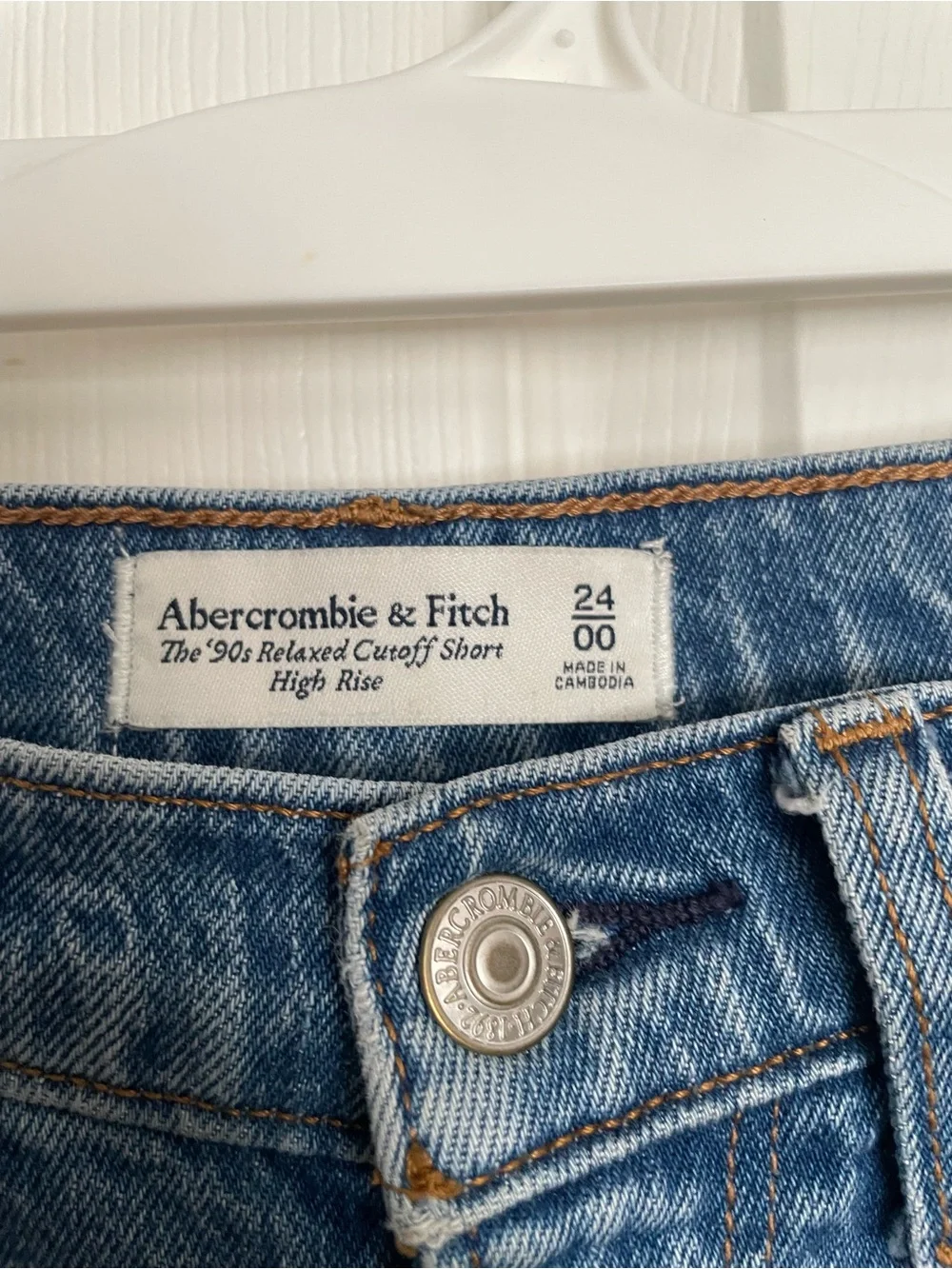 Abercrombie & Fitch Women’s size 24/00 Medium Blue High Waisted Denim Shorts